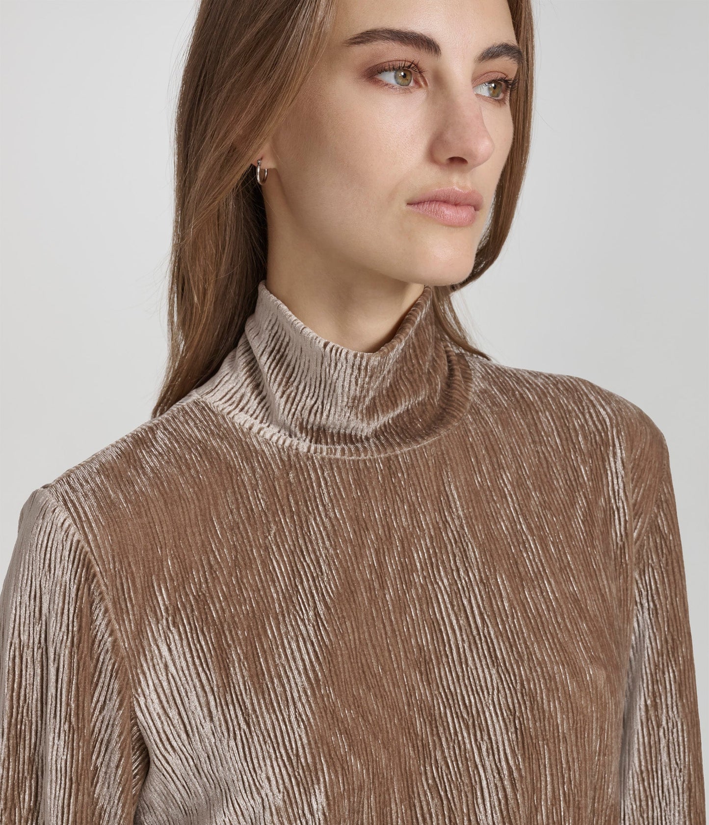 Wavy Velvet Turtleneck Long Sleeve Top